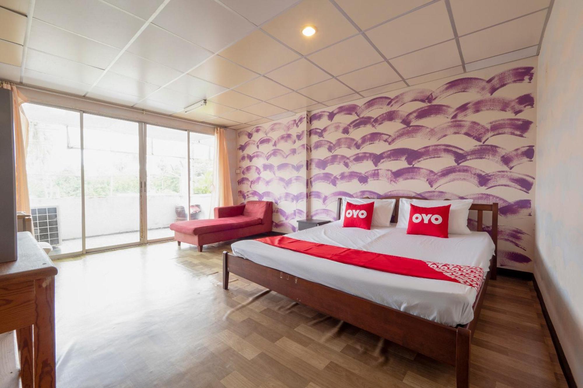 Oyo 1152 Hongpak Mint Hotel Bangsaen Exterior foto